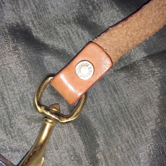 Dooney & Bourke - Picture 5 of 9